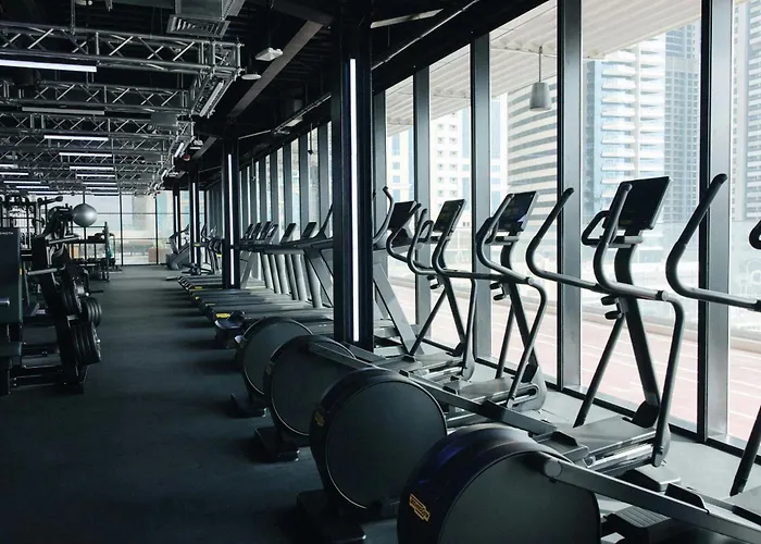 Le Meridien Mina Seyahi Beach & WaterparkResort Hotel